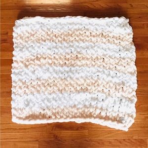 Chunky knit baby blanket